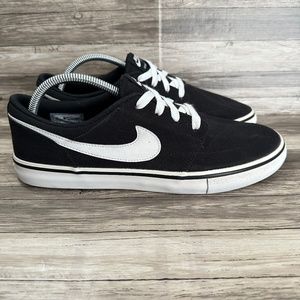 Nike SB Portmore II 2 Solar Mens 9.5 Black Canvas Skateboard Low 880268-010
